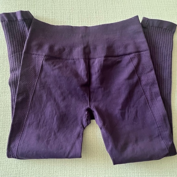 Lululemon Flow And Go Crop Leggings Deep Zinfandel Dark Purple Sz 10 - Picture 1 of 5